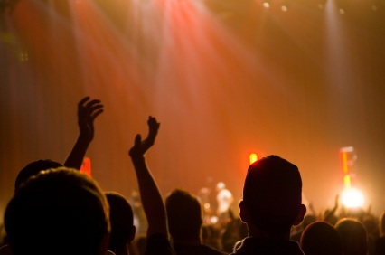 The Eternal Liturgy vs. Contemporary Worship